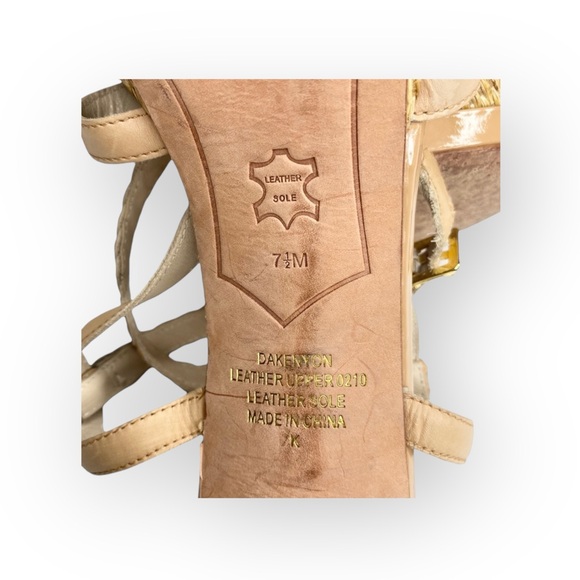 Joan & David ☼ Dakenyon Platforms Stiletto Heel Sandals ☼ Nude Patent Leather ☼ - Picture 11 of 16